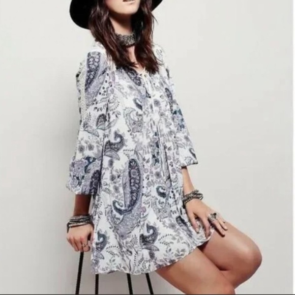 Free People Dresses & Skirts - Free People White with Purple Floral Paisley Boho Dress With Tassles Size M EUC